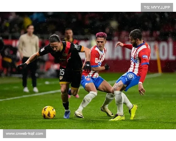 冠军争夺三足鼎立格局形成，红牛逆境展现韧性