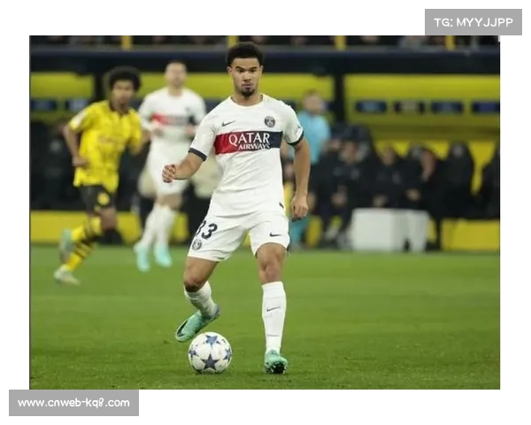 埃梅里远射中柱，巴黎圣日耳曼运气不佳